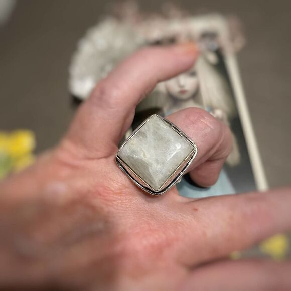 Sterling Silver Moonstone Boho Statement Ring Size 9 - Picture 7 of 9